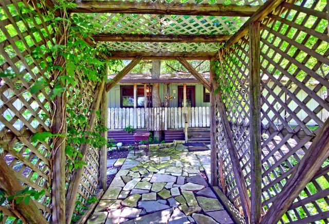 9101 Ingrid DR, Elgin, TX 78621