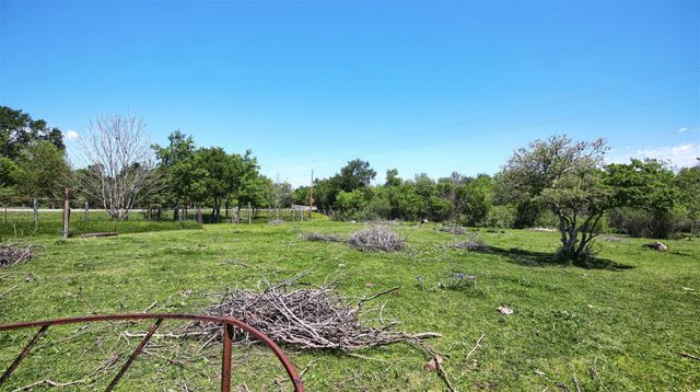 9101 Ingrid DR, Elgin, TX 78621