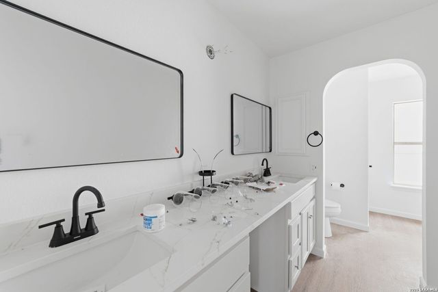 9202 AMBER RDG, San Antonio, TX 78250