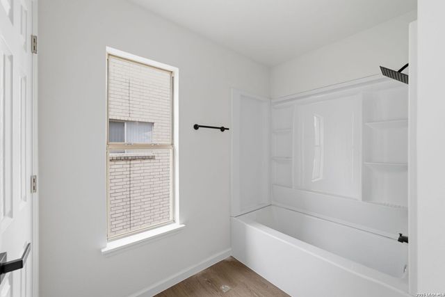 9202 AMBER RDG, San Antonio, TX 78250