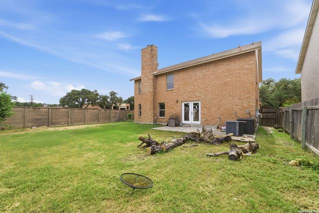 9202 AMBER RDG, San Antonio, TX 78250