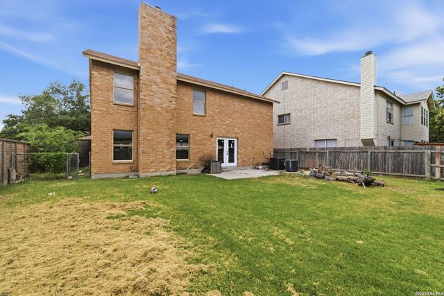 9202 AMBER RDG, San Antonio, TX 78250