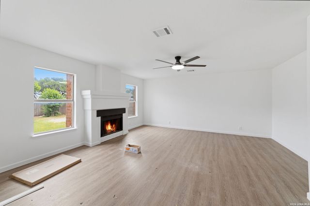 9202 AMBER RDG, San Antonio, TX 78250