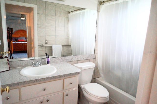 6890 VERSAILLES N 10, Pinellas Park, FL 33781