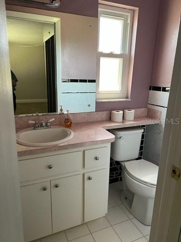 6890 VERSAILLES N 10, Pinellas Park, FL 33781