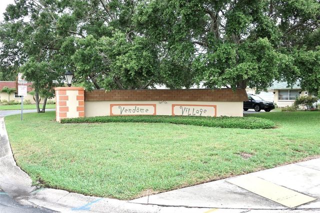 6890 VERSAILLES N 10, Pinellas Park, FL 33781