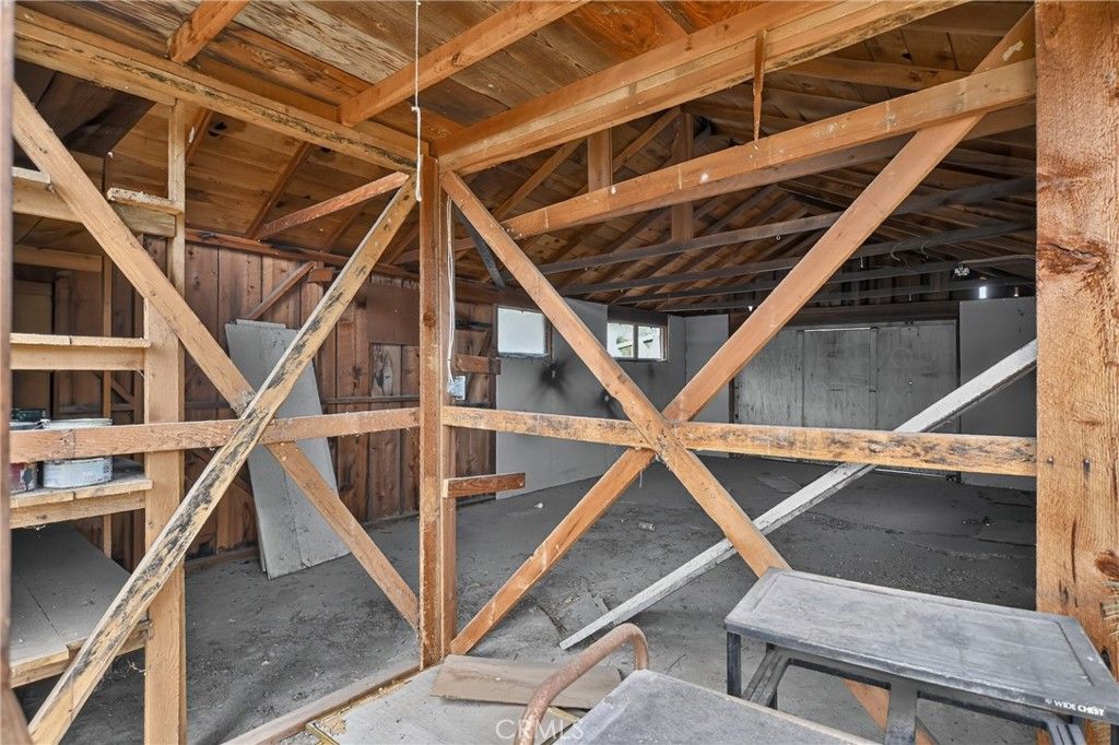 Image 30 of property listing at 5331 Easy St, Yreka, CA 96097