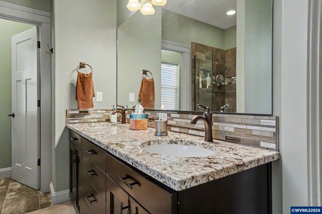 839 Sun Valley Av, Silverton, OR 97381
