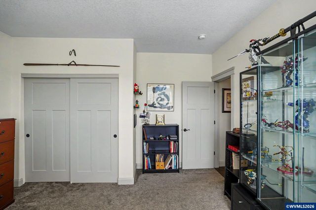 839 Sun Valley Av, Silverton, OR 97381