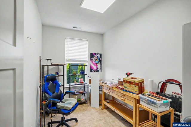 839 Sun Valley Av, Silverton, OR 97381