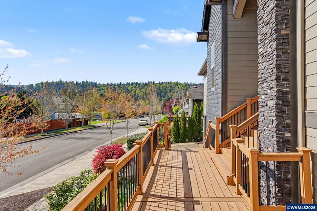 839 Sun Valley Av, Silverton, OR 97381