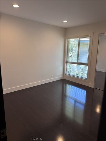 4636 Park Granada 159, Calabasas, CA 91302