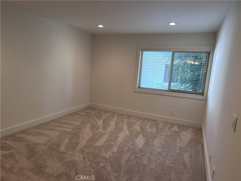 Image 11 of property listing at 4636 Park Granada 159, Calabasas, CA 91302