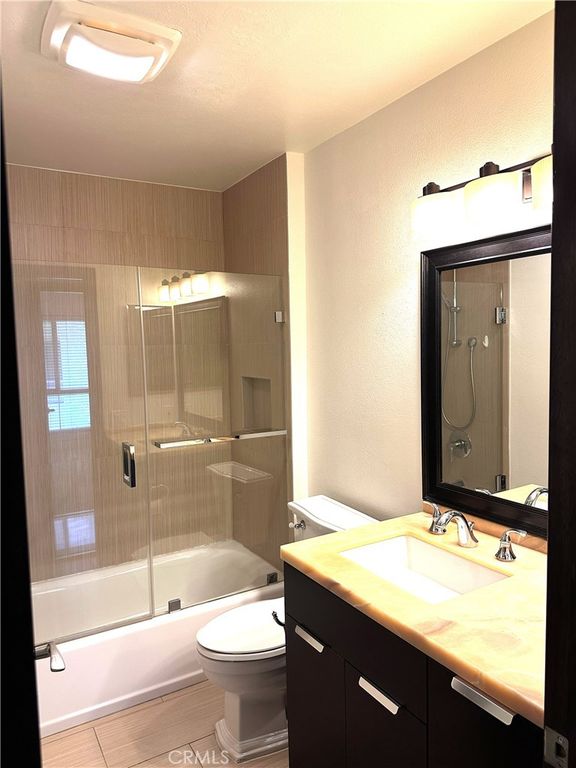 Image 17 of property listing at 4636 Park Granada 159, Calabasas, CA 91302