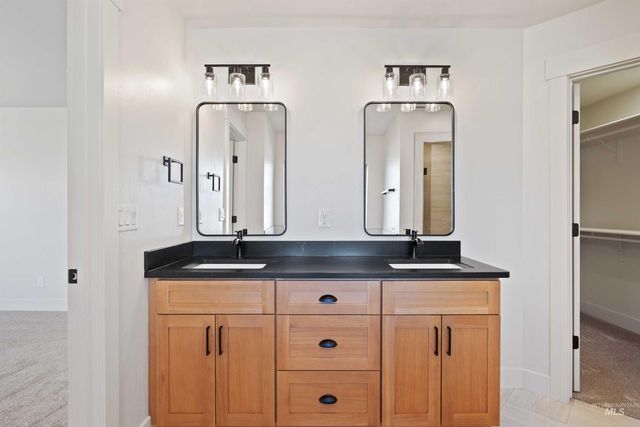 918 Quartz, Kimberly, ID 83341