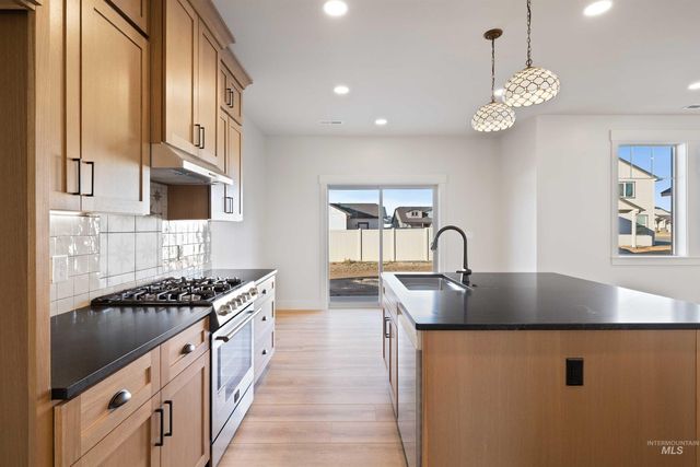 918 Quartz, Kimberly, ID 83341