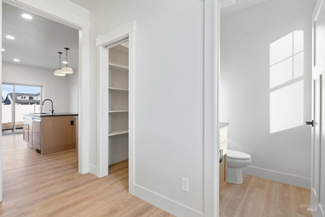 918 Quartz, Kimberly, ID 83341