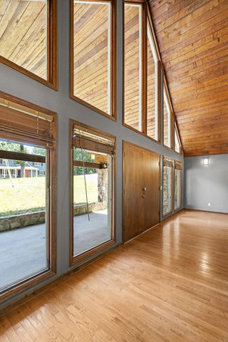 2040 Rock Bluff Road, Hixson, TN 37343