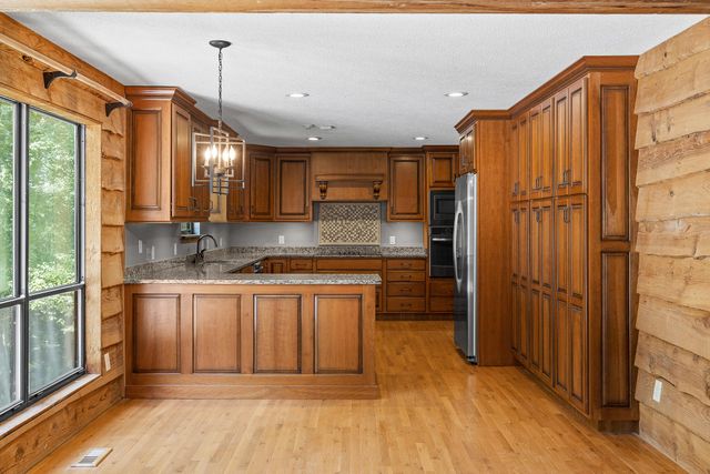 2040 Rock Bluff Road, Hixson, TN 37343