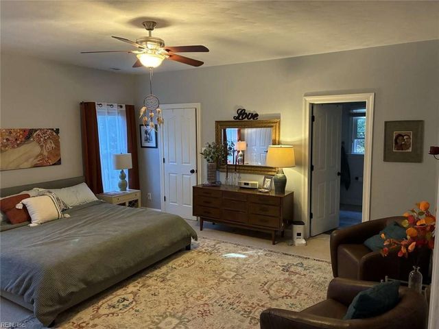 416 Brougham CT, Chesapeake, VA 23322