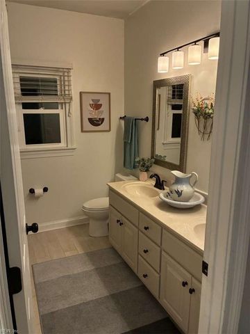 416 Brougham CT, Chesapeake, VA 23322