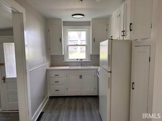 26302 Lakewood Drive, Elkhart, IN 46514