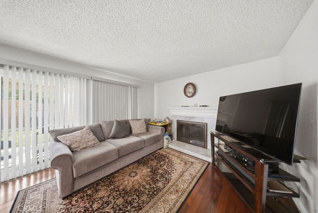 1149 N Birch, Rialto, CA 92376