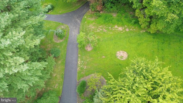 1400 HICKORY HILL RD, Chadds Ford, PA 19317