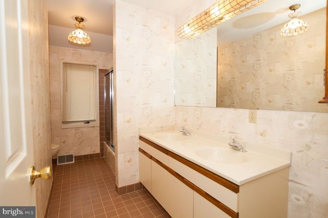 1400 HICKORY HILL RD, Chadds Ford, PA 19317