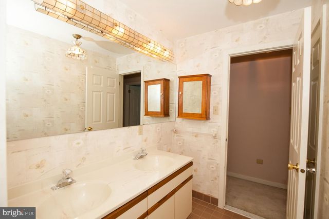 1400 HICKORY HILL RD, Chadds Ford, PA 19317