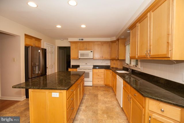 1400 HICKORY HILL RD, Chadds Ford, PA 19317