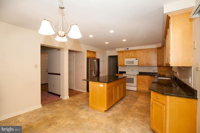 1400 HICKORY HILL RD, Chadds Ford, PA 19317
