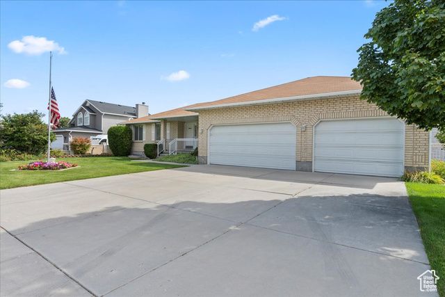 9441 S NEWKIRK ST, South Jordan, UT 84009