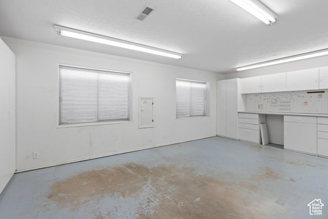 9441 S NEWKIRK ST, South Jordan, UT 84009