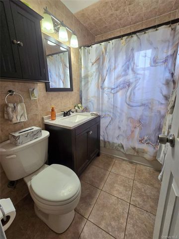 155-29 81st Street 32, Howard Beach, NY 11414