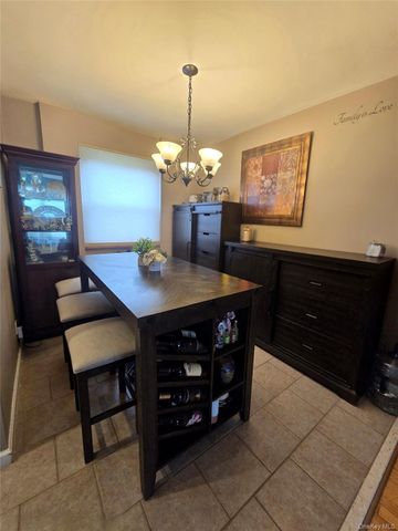 155-29 81st Street 32, Howard Beach, NY 11414