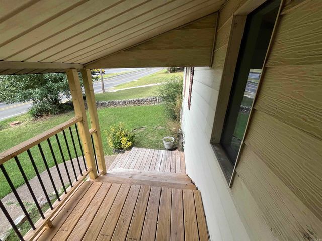 213 Television Hill Road, Hot Springs, AR 71913