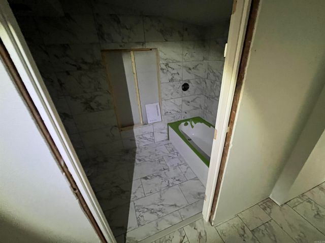 213 Television Hill Road, Hot Springs, AR 71913