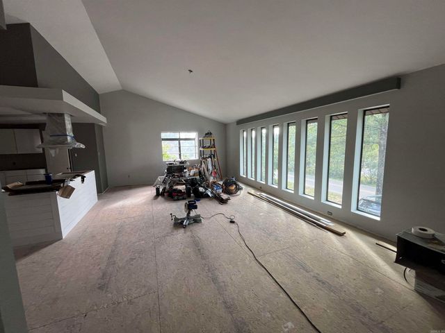 213 Television Hill Road, Hot Springs, AR 71913