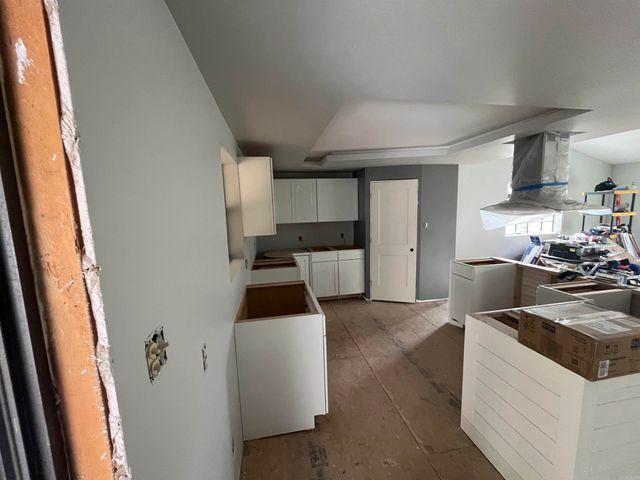 213 Television Hill Road, Hot Springs, AR 71913