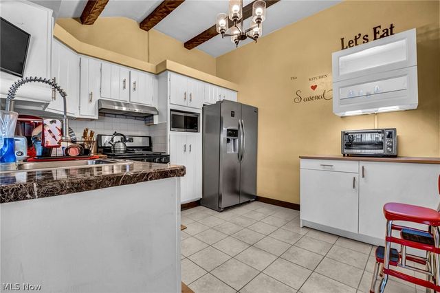4933 Nan Linn Drive, Richmond Heights, OH 44143