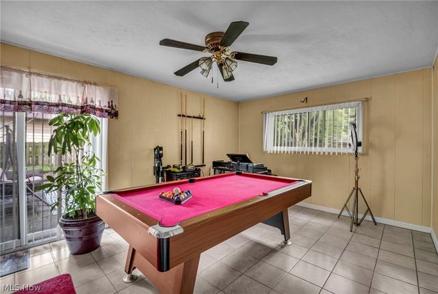 4933 Nan Linn Drive, Richmond Heights, OH 44143