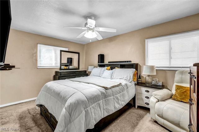 4933 Nan Linn Drive, Richmond Heights, OH 44143