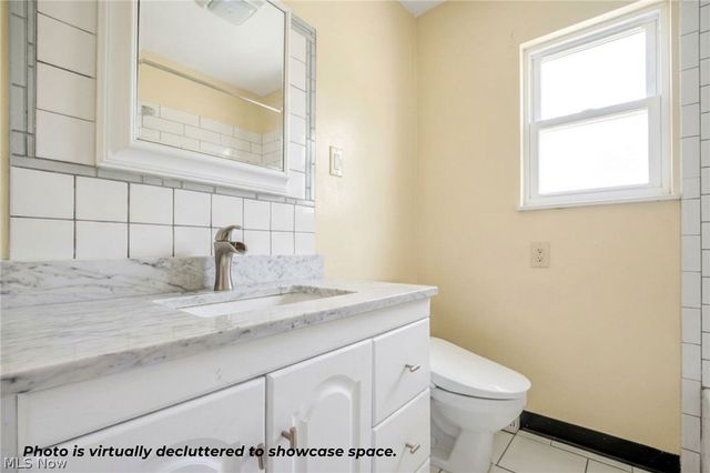 4933 Nan Linn Drive, Richmond Heights, OH 44143