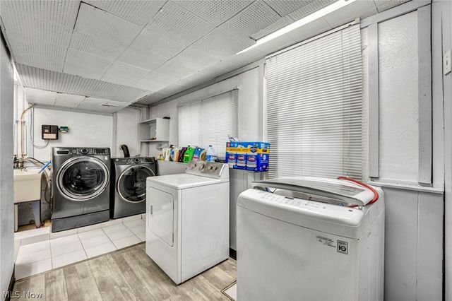 4933 Nan Linn Drive, Richmond Heights, OH 44143