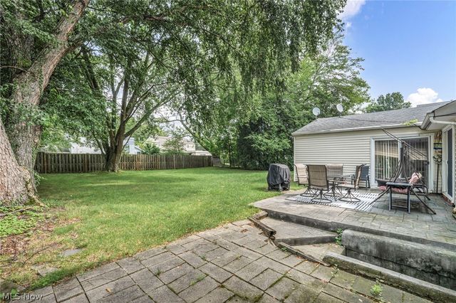 4933 Nan Linn Drive, Richmond Heights, OH 44143