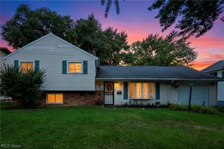4933 Nan Linn Drive, Richmond Heights, OH 44143