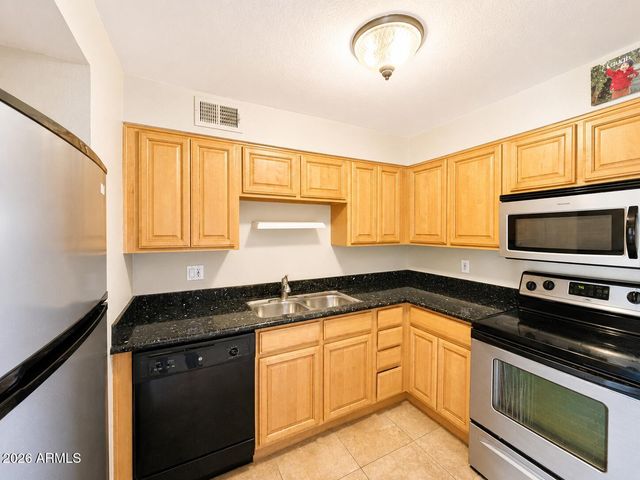 7110 E CONTINENTAL Drive 2026, Scottsdale, AZ 85257