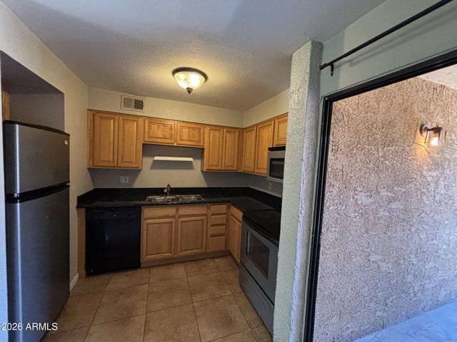 7110 E CONTINENTAL Drive 2026, Scottsdale, AZ 85257