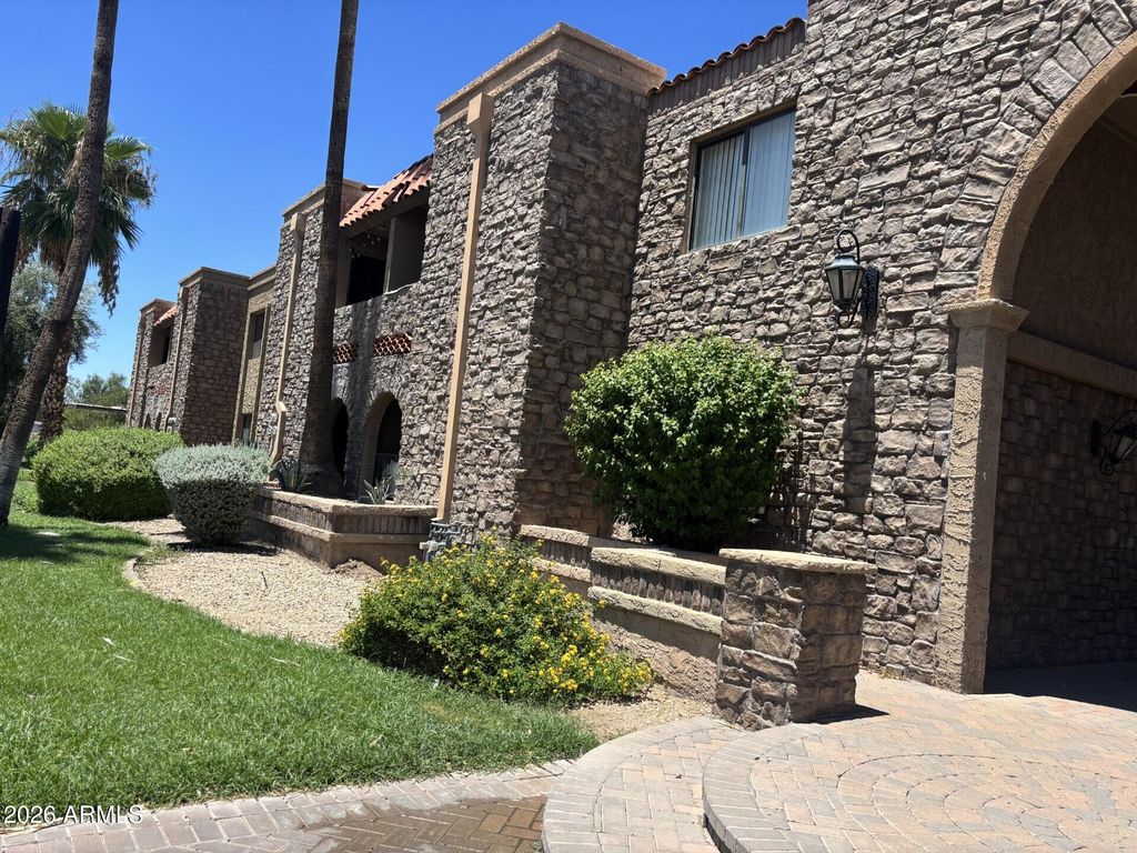 7110 E CONTINENTAL Drive 2026, Scottsdale, AZ 85257 — photo 2